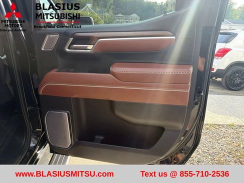 Used 2025 GMC Sierra 1500 Denali Ultimate AWD/4WD image 44