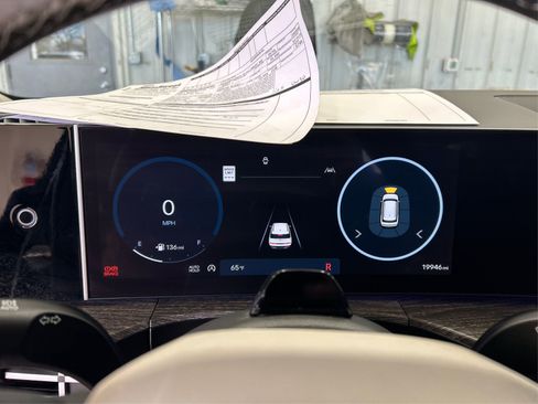 Used 2025 Hyundai Santa Fe Calligraphy image 16