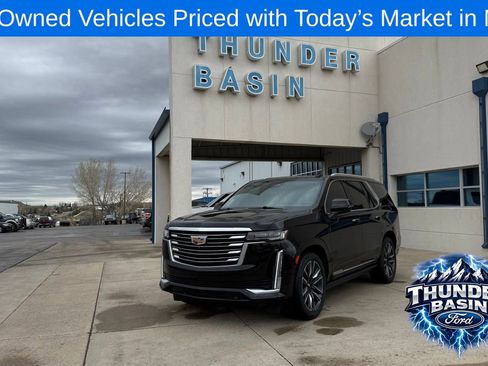 Used 2021 Cadillac Escalade Premium Luxury Platinum w/ Heavy-Duty Trailer Package AWD/4WD image 1