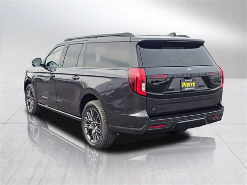 New 2025 Ford Expedition Max Platinum w/ Stealth Performance Package image 34
