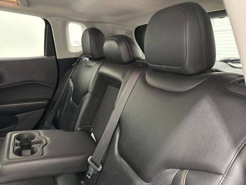 Used 2018 Jeep Compass Limited w/ Navigation Group image 15
