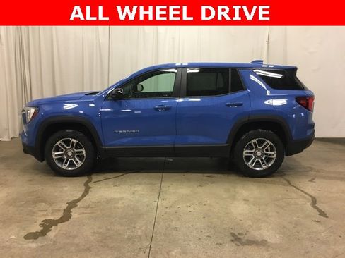 Used 2025 GMC Terrain Elevation image 7