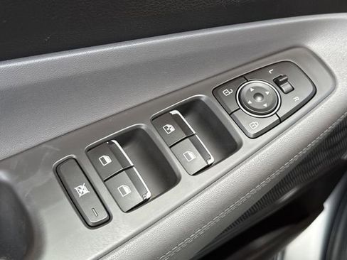 Used 2020 Hyundai Santa Fe SE FWD image 24