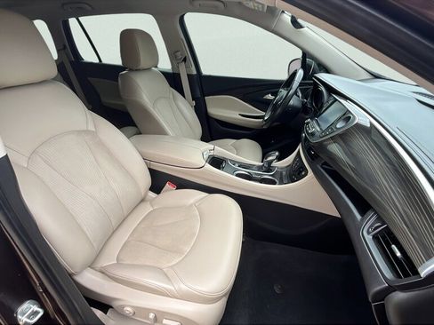 Used 2020 Buick Envision Preferred FWD image 19