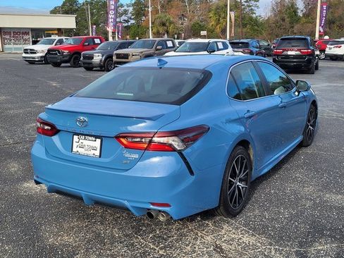 Used 2023 Toyota Camry SE image 2