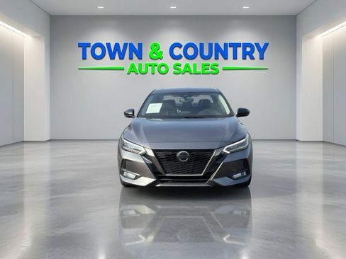 Used 2022 Nissan Sentra SR w/ SR Premium Package FWD image 9
