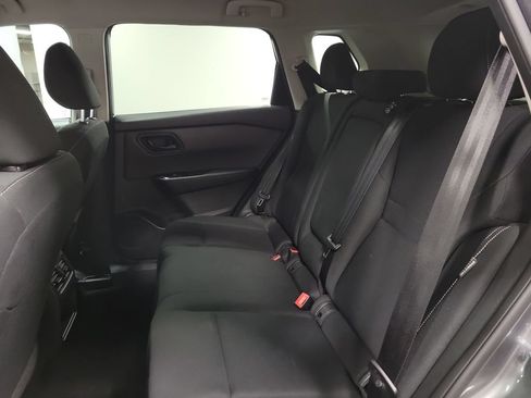Used 2024 Nissan Rogue S AWD/4WD image 22