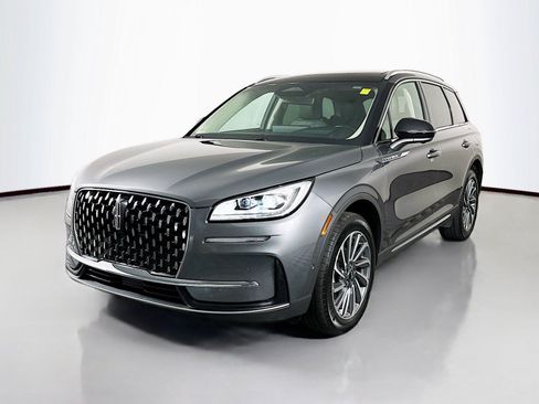 Used 2024 Lincoln Corsair Reserve w/ Equipment Group 202A AWD/4WD image 4