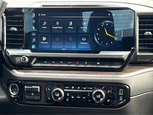 Used 2022 Chevrolet Silverado 1500 LT w/ Safety Package image 12