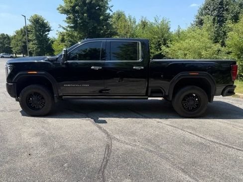 Used 2024 GMC Sierra 2500 Denali Ultimate AWD/4WD image 4