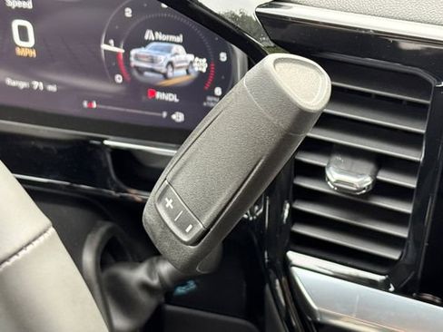 New 2026 GMC Sierra 1500 Elevation image 20