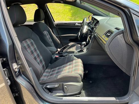 Used 2017 Volkswagen GTI Sport FWD image 37