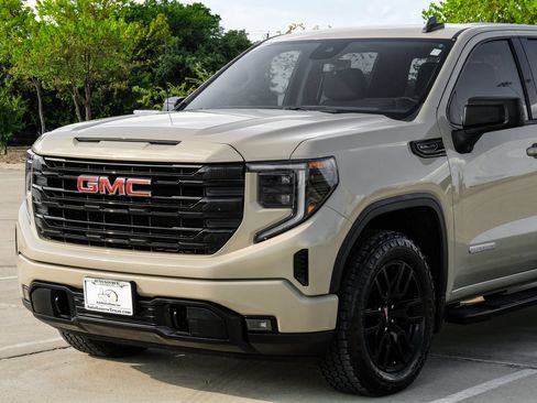 Used 2022 GMC Sierra 1500 Elevation AWD/4WD image 6
