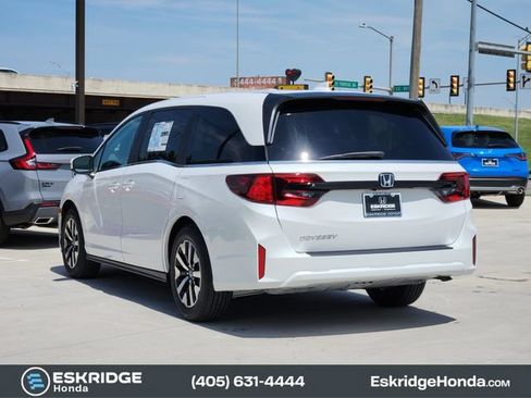 New 2026 Honda Odyssey EX-L image 3