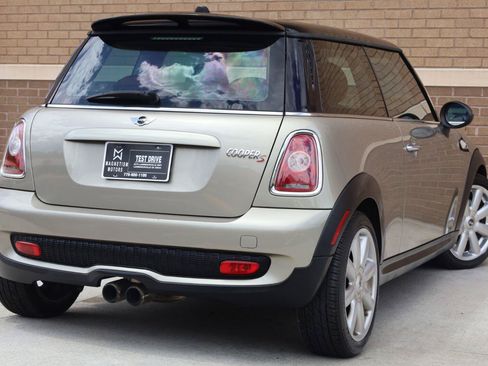 Used 2009 MINI Cooper S FWD image 9
