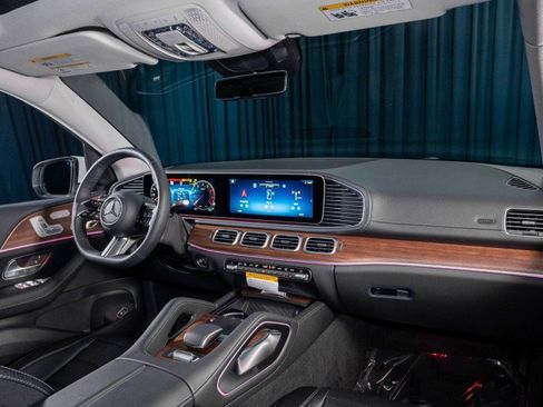New 2026 Mercedes-Benz GLS 450 4MATIC image 4