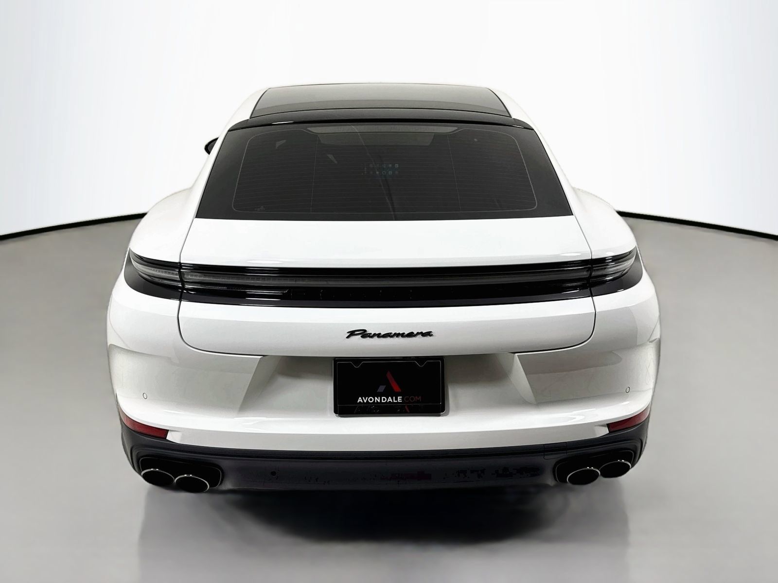 Used 2025 Porsche Panamera RWD image 6