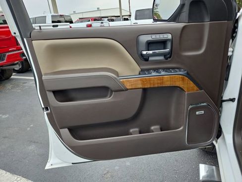 Used 2018 GMC Sierra 1500 SLT image 18