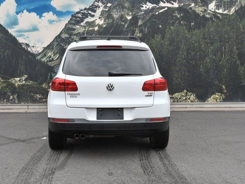 Used 2017 Volkswagen Tiguan S AWD/4WD image 10