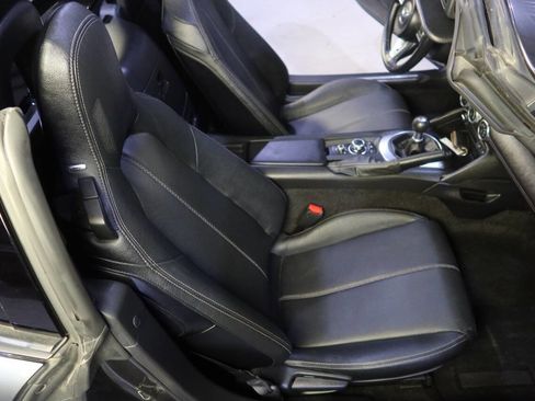 Used 2023 MAZDA MX-5 Miata Grand Touring image 13