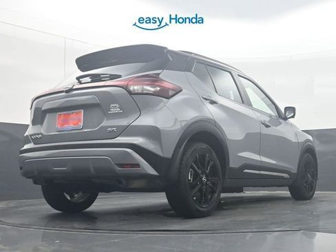 Used 2024 Nissan Kicks SR w/ SR Premium Package FWD image 32