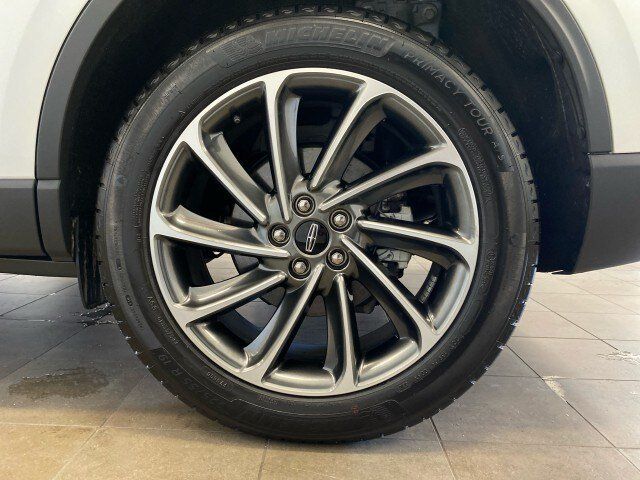 Used 2023 Lincoln Corsair AWD w/ Equipment Group 101A image 24