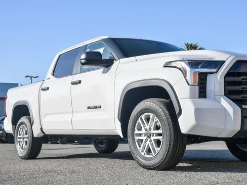 New 2025 Toyota Tundra SR5 image 12