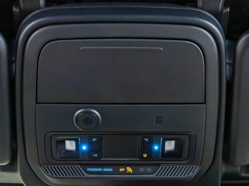 Used 2026 Ford Bronco Outer Banks AWD/4WD image 19