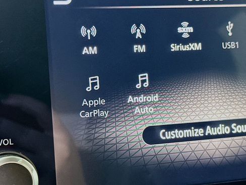 Used 2022 Nissan Rogue SV image 26