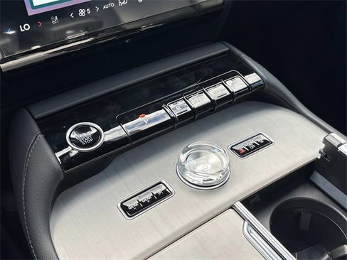 New 2025 Lincoln Navigator Reserve w/ Jet Appearance Package image 31