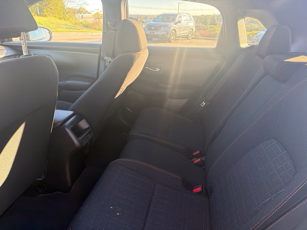 Used 2024 Honda HR-V Sport image 17