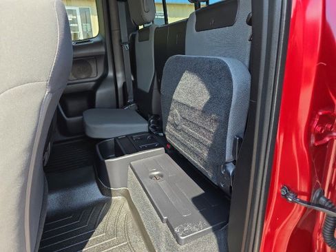Used 2021 Toyota Tacoma SR w/ SR Convenience Package RWD image 28