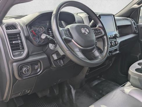 Used 2025 RAM 3500 Tradesman w/ Chrome Appearance Group AWD/4WD image 9
