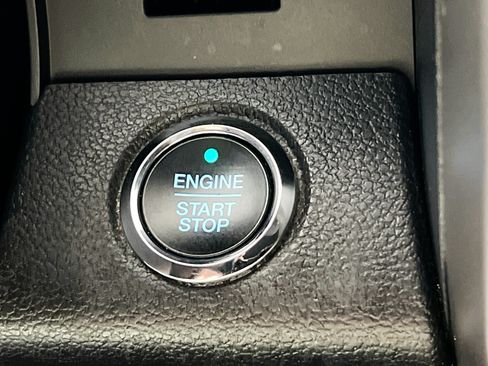 Used 2021 Ford Expedition XLT RWD image 23