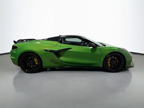 New 2026 Chevrolet Corvette Z06 w/ Battery Protection Package RWD image 6