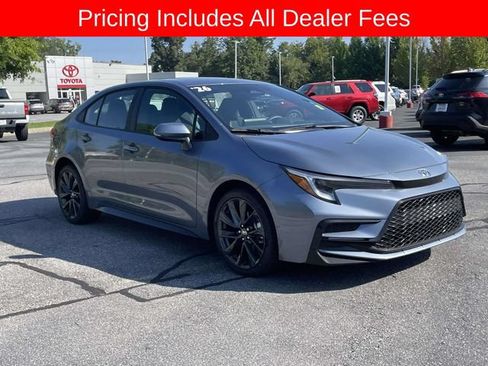 Used 2026 Toyota Corolla SE FWD image 7