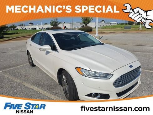 Used 2013 Ford Fusion Titanium w/ Titanium Driver Assist Pkg FWD image 4