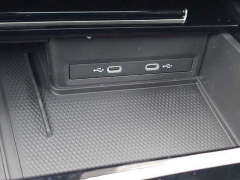 New 2026 Volkswagen Atlas SEL image 38