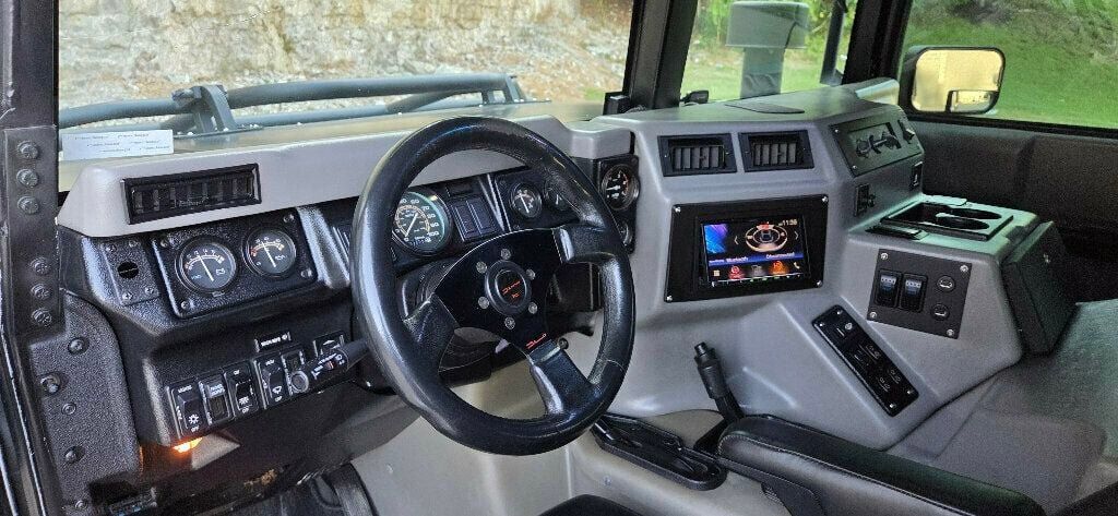 Used 1998 HUMMER H1 4-Door Open Top AWD/4WD image 13