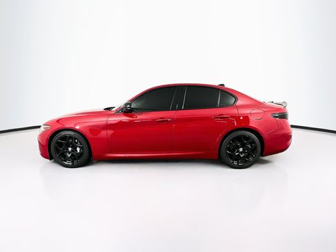 Used 2021 Alfa Romeo Giulia Sprint w/ Nero Edizione RWD image 4