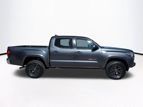 Used 2021 Toyota Tacoma SR5 image 4