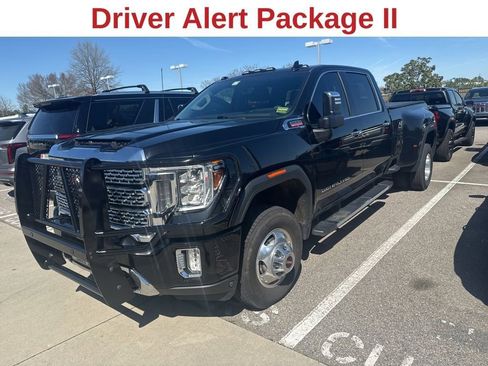 Used 2021 GMC Sierra 3500 Denali w/ Denali Ultimate Package image 8