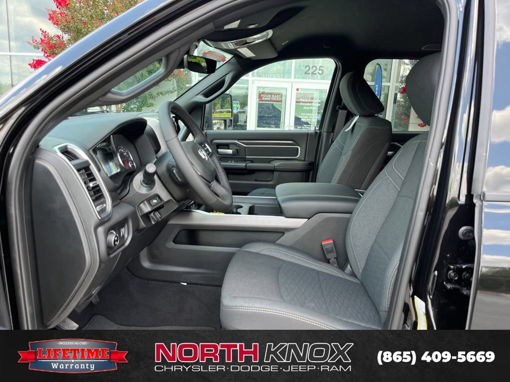 New 2026 RAM 2500 Big Horn AWD/4WD image 3