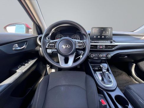 Used 2021 Kia Forte LXS FWD image 5