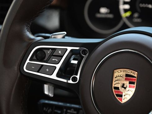 Used 2023 Porsche Cayenne Turbo S image 35