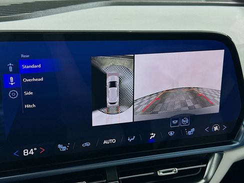 Used 2025 Chevrolet Equinox EV LT image 21