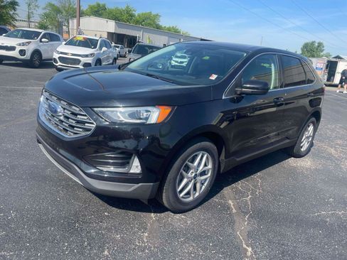 Used 2021 Ford Edge SEL image 2