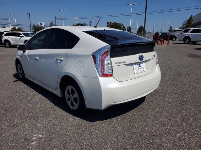 Used 2013 Toyota Prius Two FWD image 5