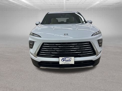 New 2026 Buick Enclave Preferred image 3