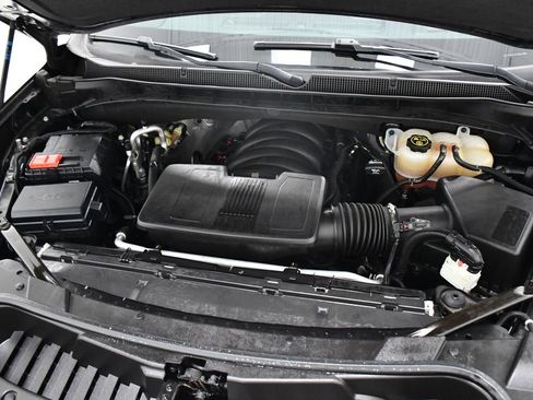 Used 2023 Chevrolet Tahoe LT w/ Luxury Package image 6